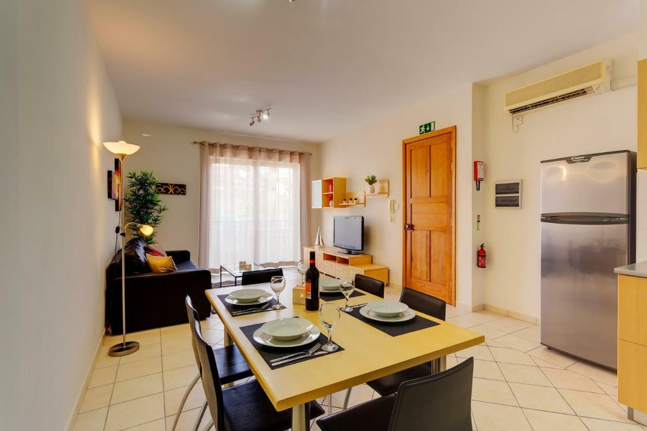Spacious, Top Location Sliema Apartment מראה חיצוני תמונה