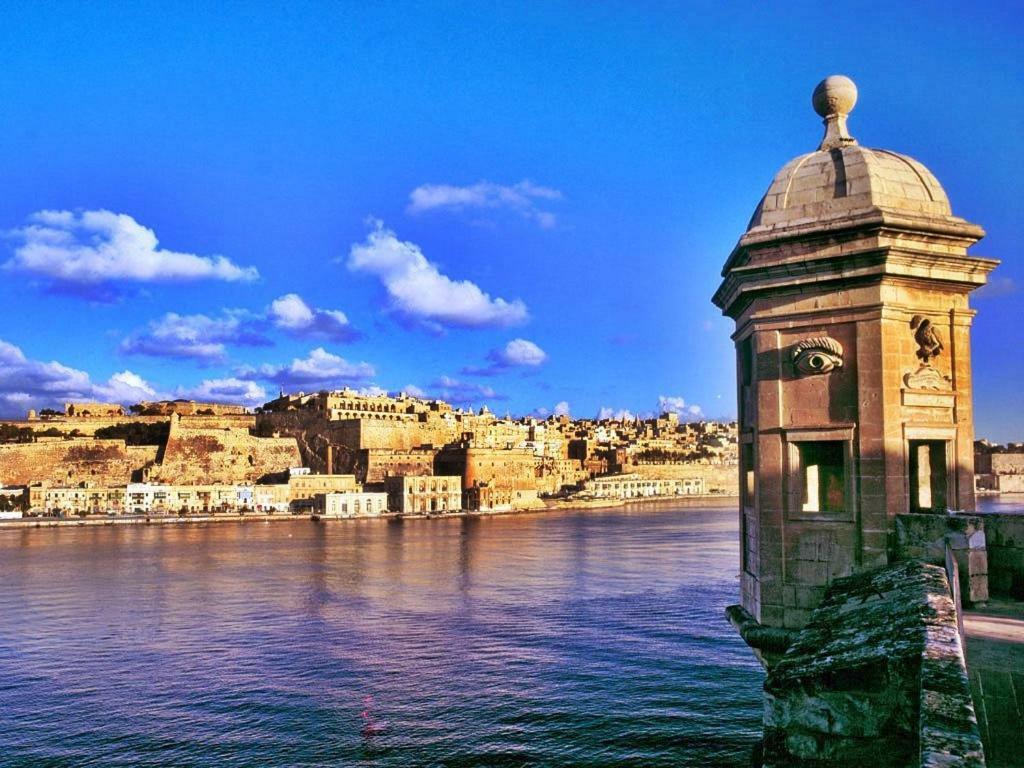 Spacious, Top Location Sliema Apartment מראה חיצוני תמונה